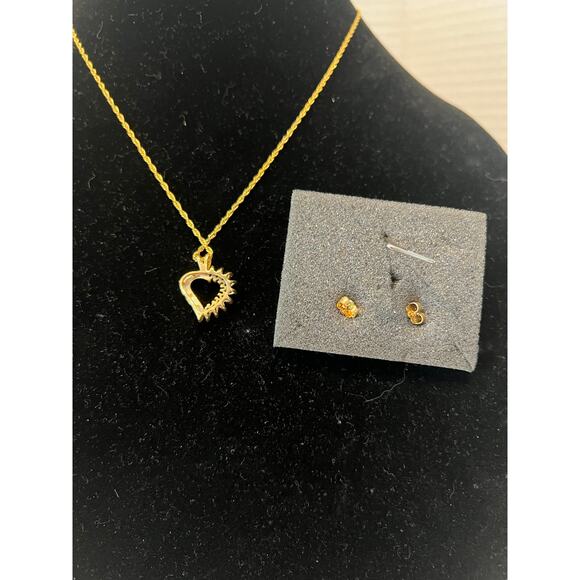 NEW Goldtone Sapphire Birthstone CZ Heart Necklace and Stud Pierced Earring Set - Picture 3 of 8